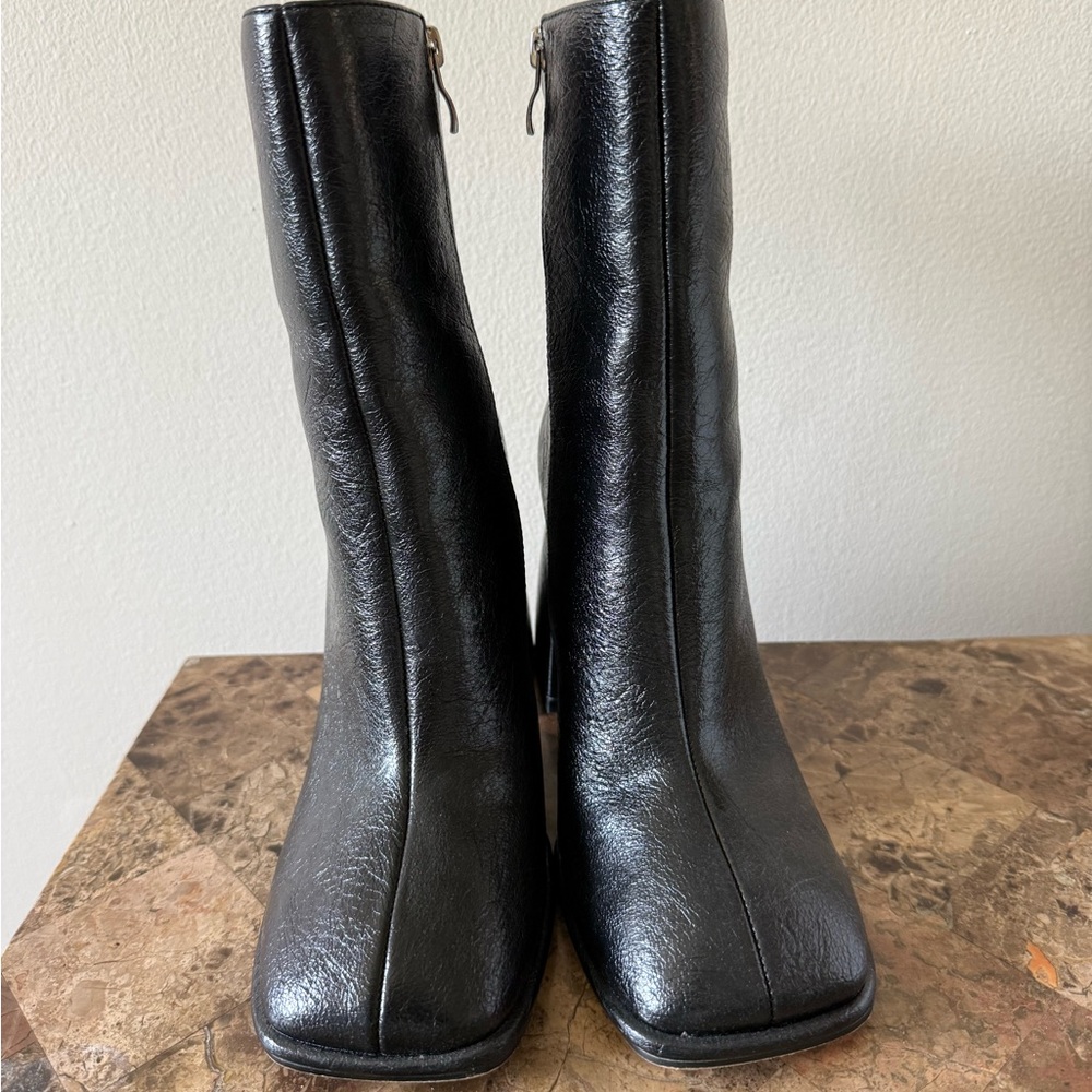 Cider Black Mid-Calf Square-Toe Heeled Boots